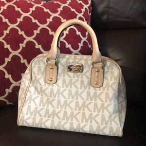 Authentic Brand New Michael Kors Purse